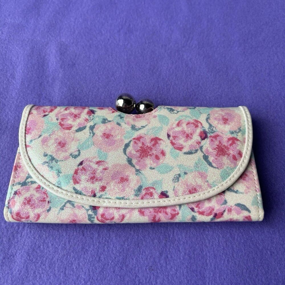 NWOT Icing Wallet! Pink & Sparkly, Large Size New